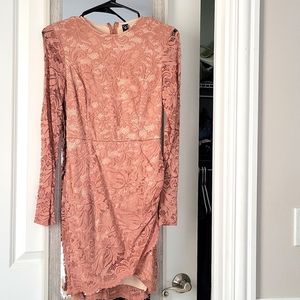 Windsor lace dress, EUC!🎉🎊💗